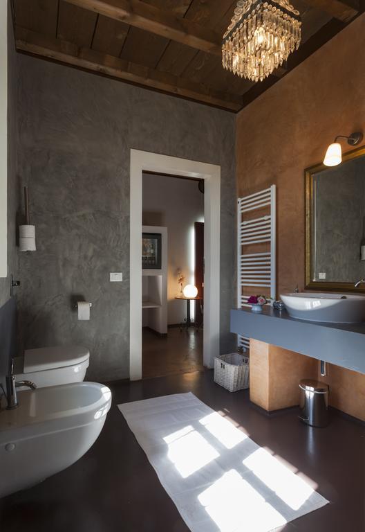Готель Agriturismo Cascina Marzana Павія Екстер'єр фото